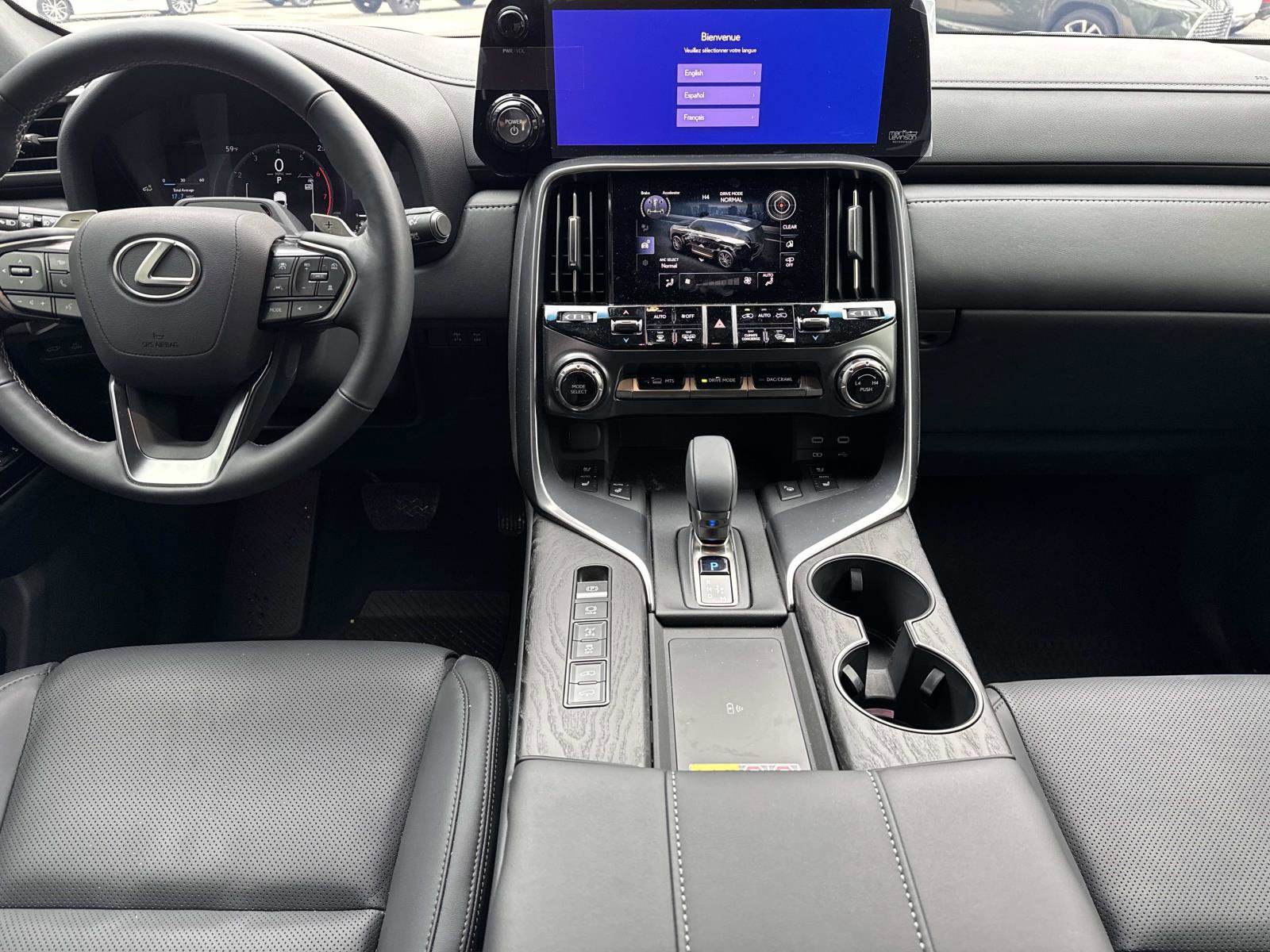 Certified 2025 Lexus LX 700h Overtrail image 15