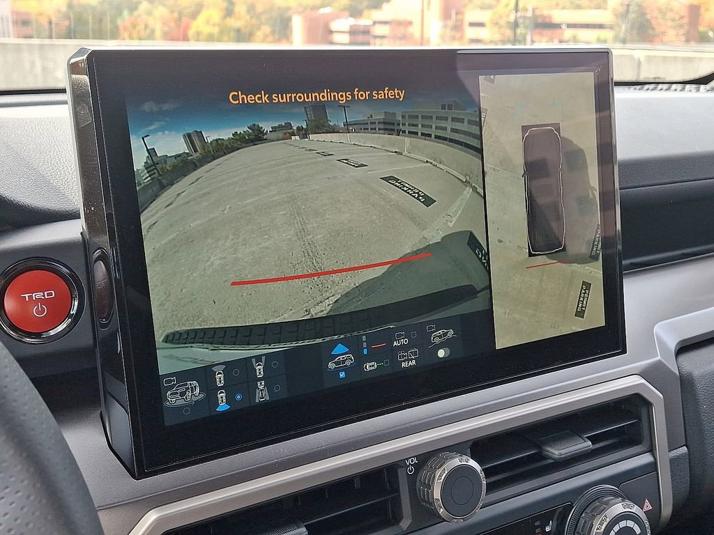 Used 2025 Toyota 4Runner TRD Off-Road Premium image 21