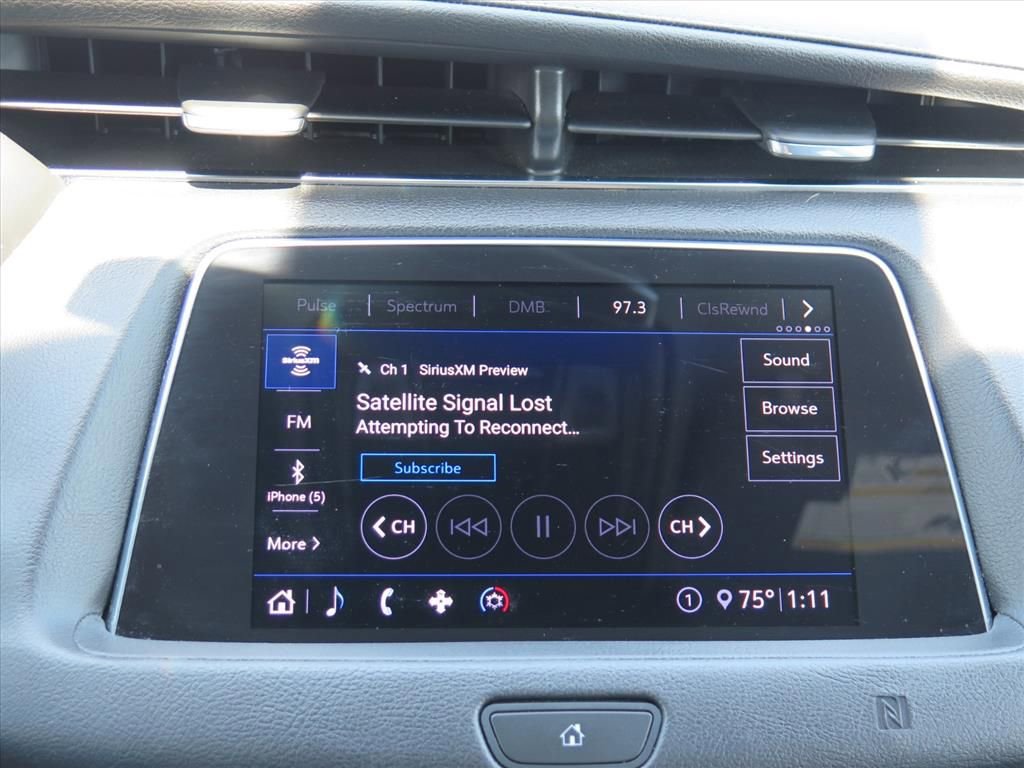 Used 2020 Cadillac XT4 Premium Luxury FWD image 17