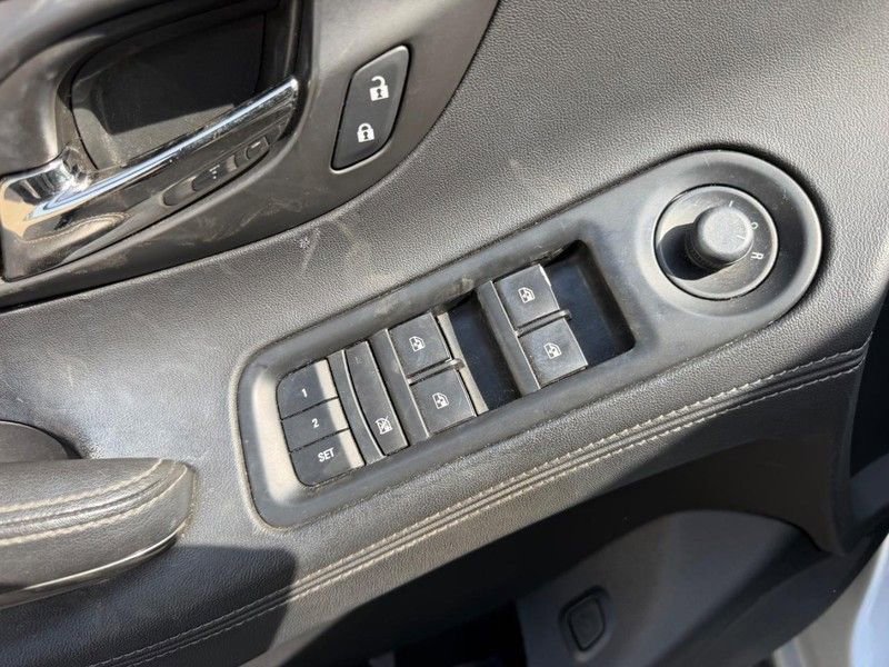 Used 2016 Buick LaCrosse Leather FWD image 15