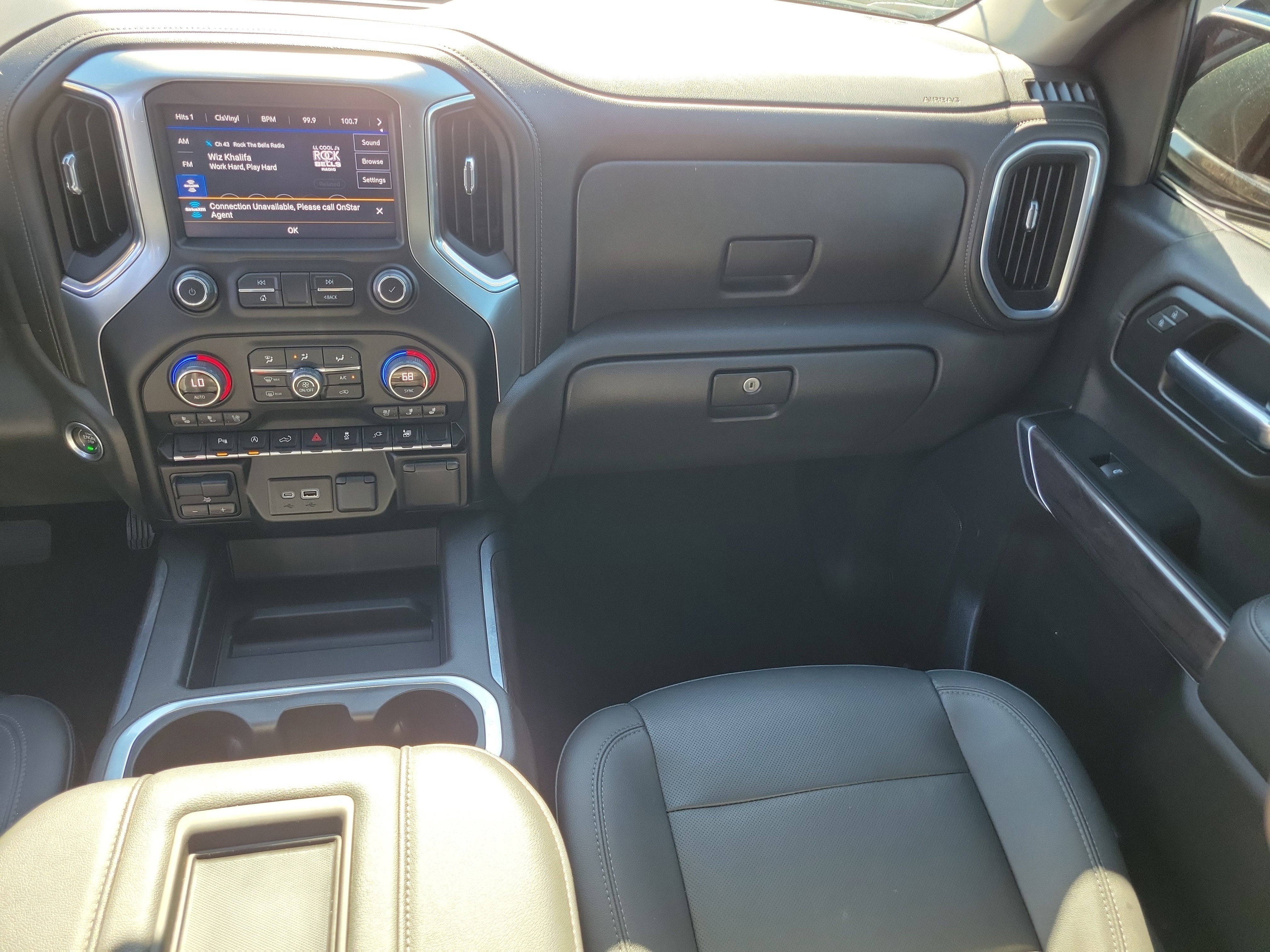 Used 2022 Chevrolet Silverado 1500 LTZ image 16