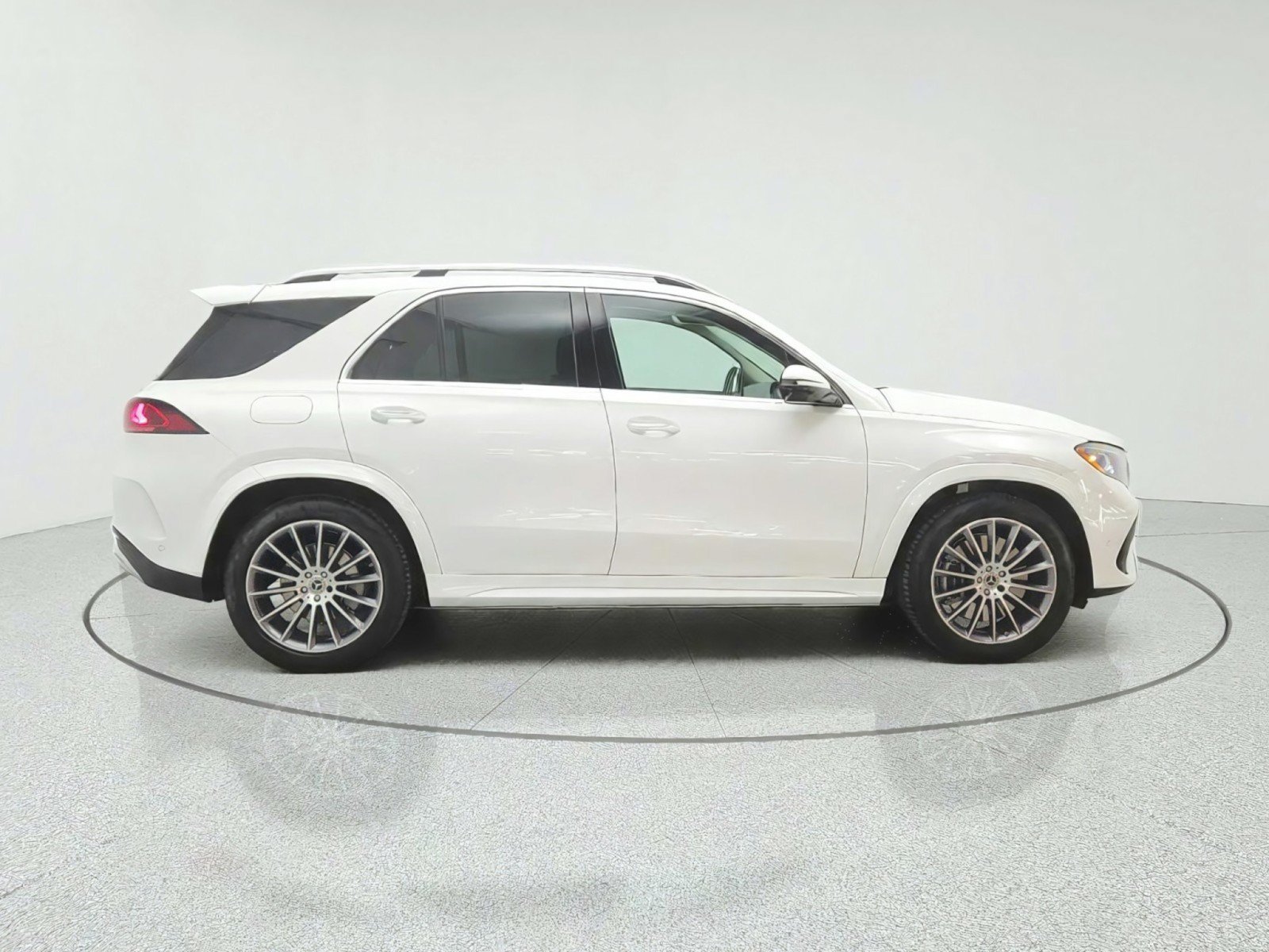 New 2027 Mercedes-Benz GLE 450 4MATIC image 4