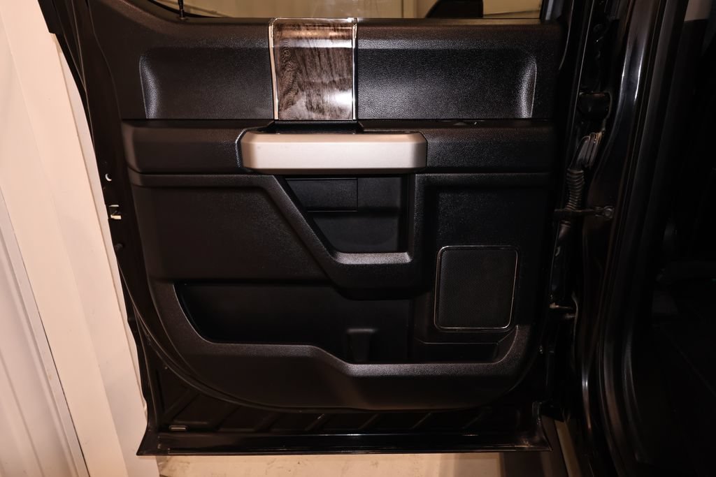 Certified 2019 Ford F350 Lariat w/ Lariat Ultimate Package AWD/4WD image 15