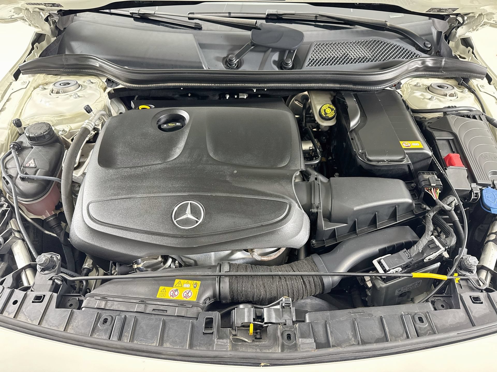 Used 2016 Mercedes-Benz GLA 250 image 30