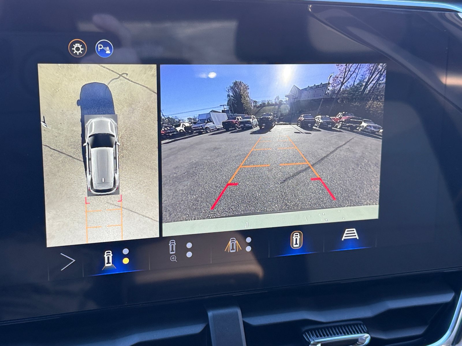 New 2026 Chevrolet Equinox ACTIV w/ Convenience Package III FWD image 22