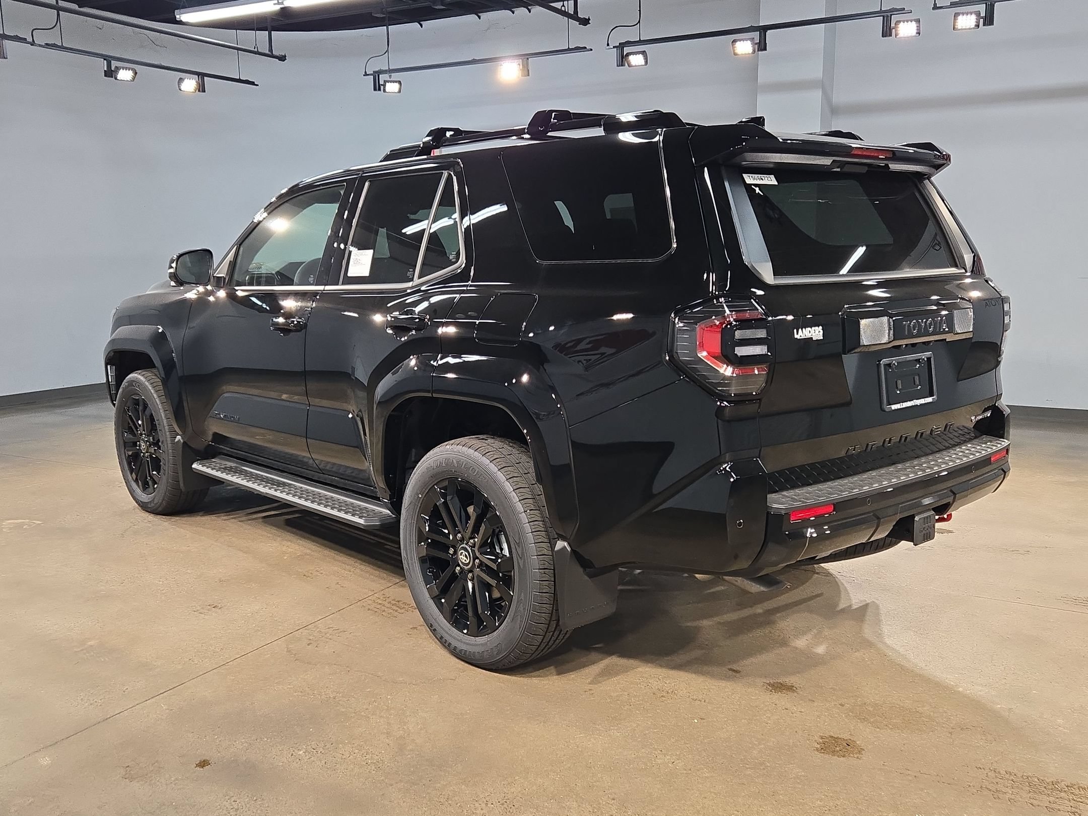 New 2026 Toyota 4Runner Platinum AWD/4WD image 5