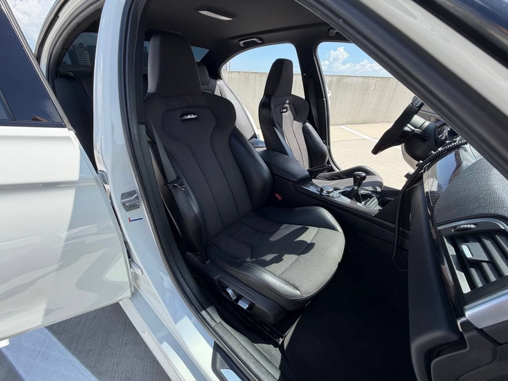 Used 2018 BMW M3 RWD image 26