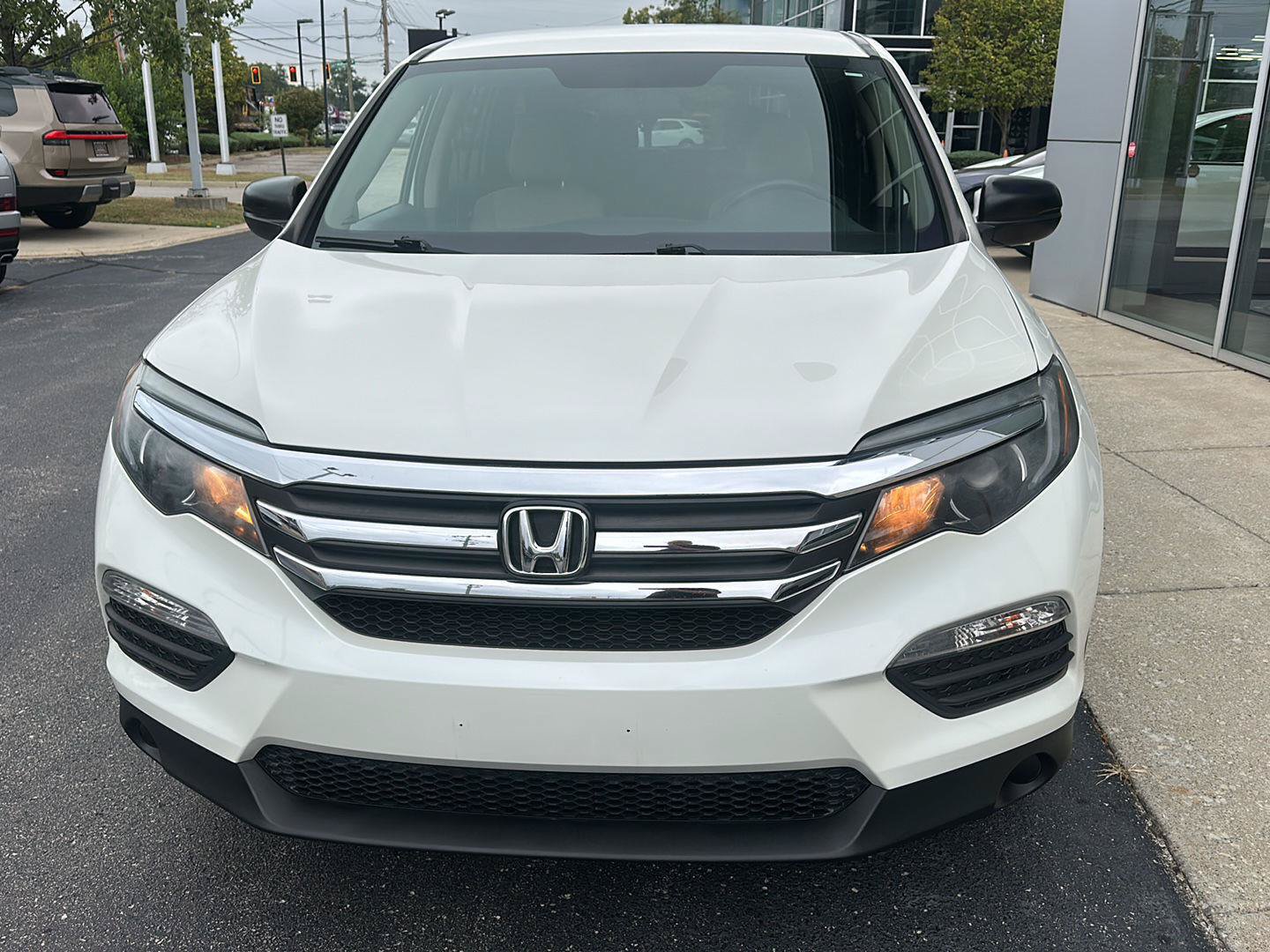 Used 2016 Honda Pilot LX image 8