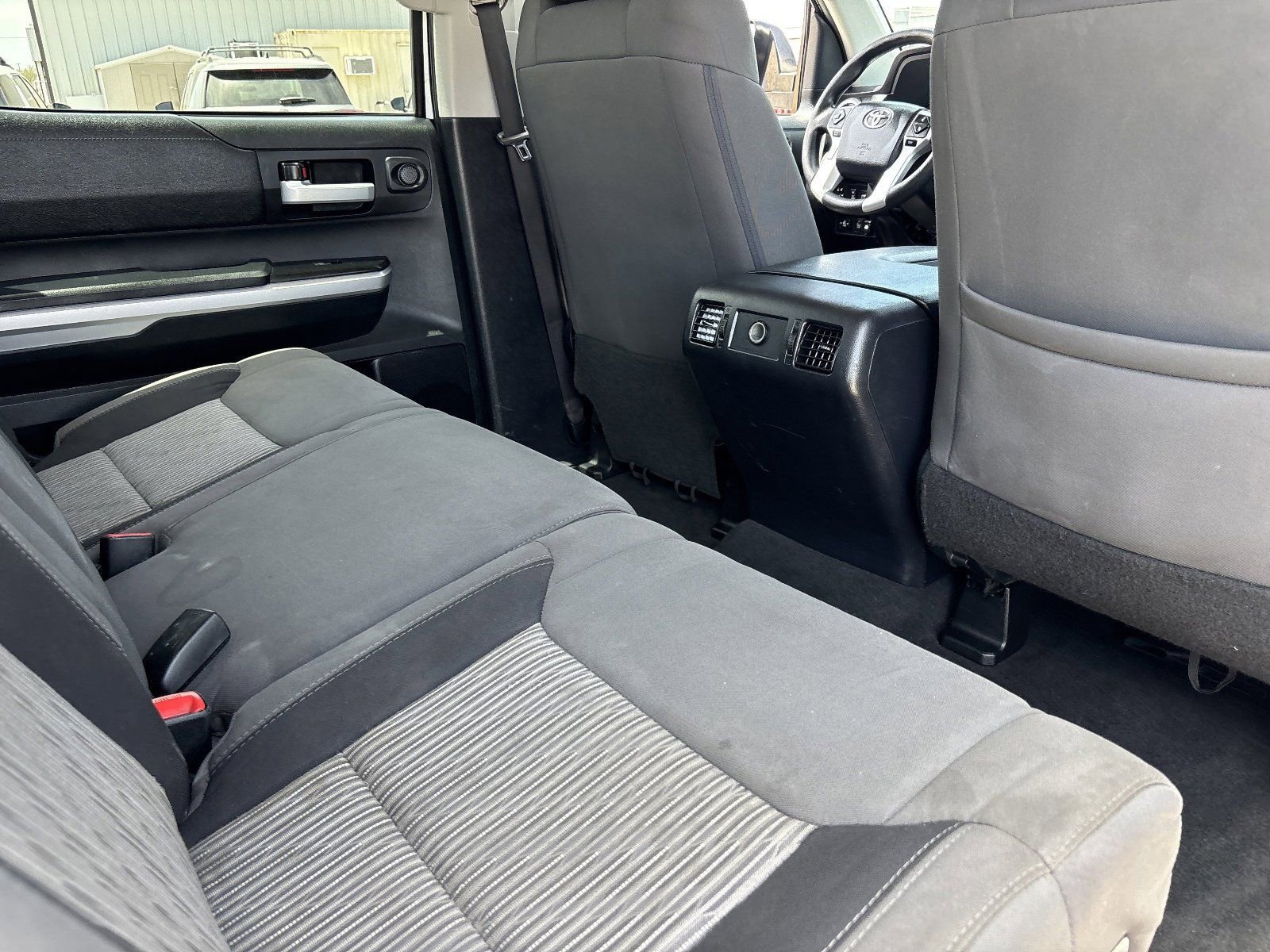 Used 2016 Toyota Tundra SR5 w/ SR5 Upgrade Package RWD image 14