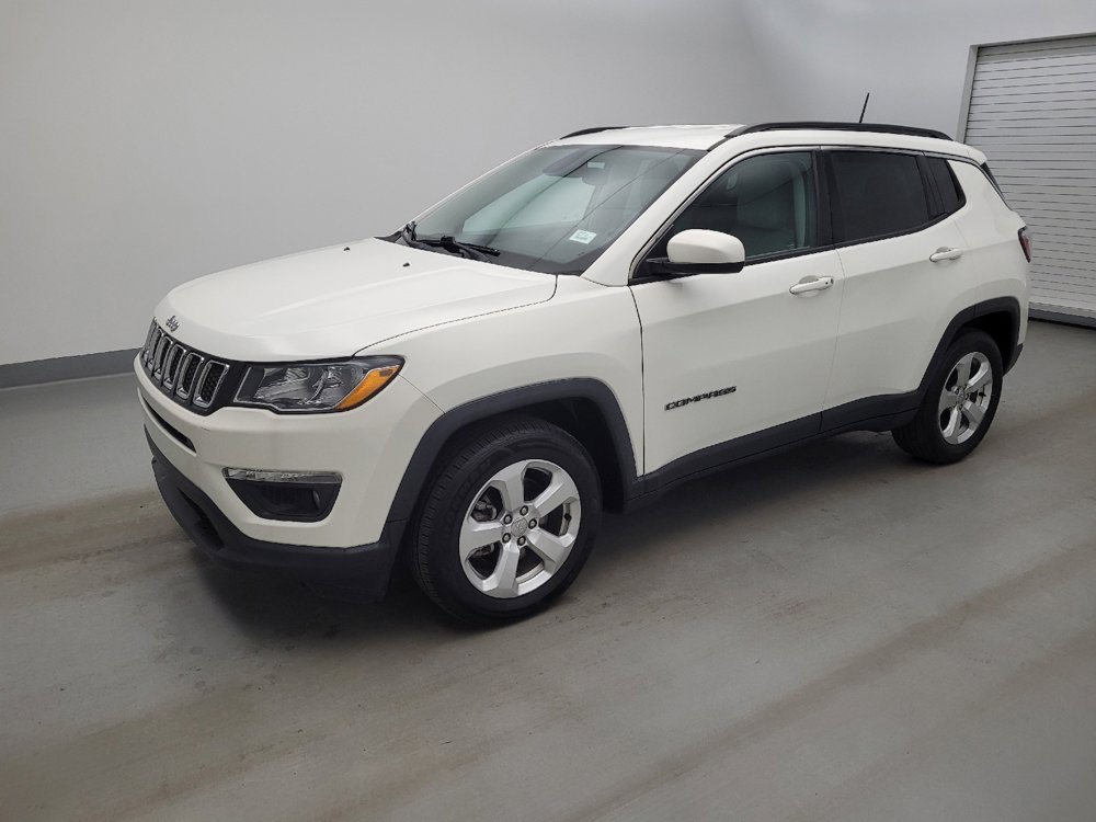 Used 2020 Jeep Compass Latitude w/ Popular Equipment Group FWD image 2