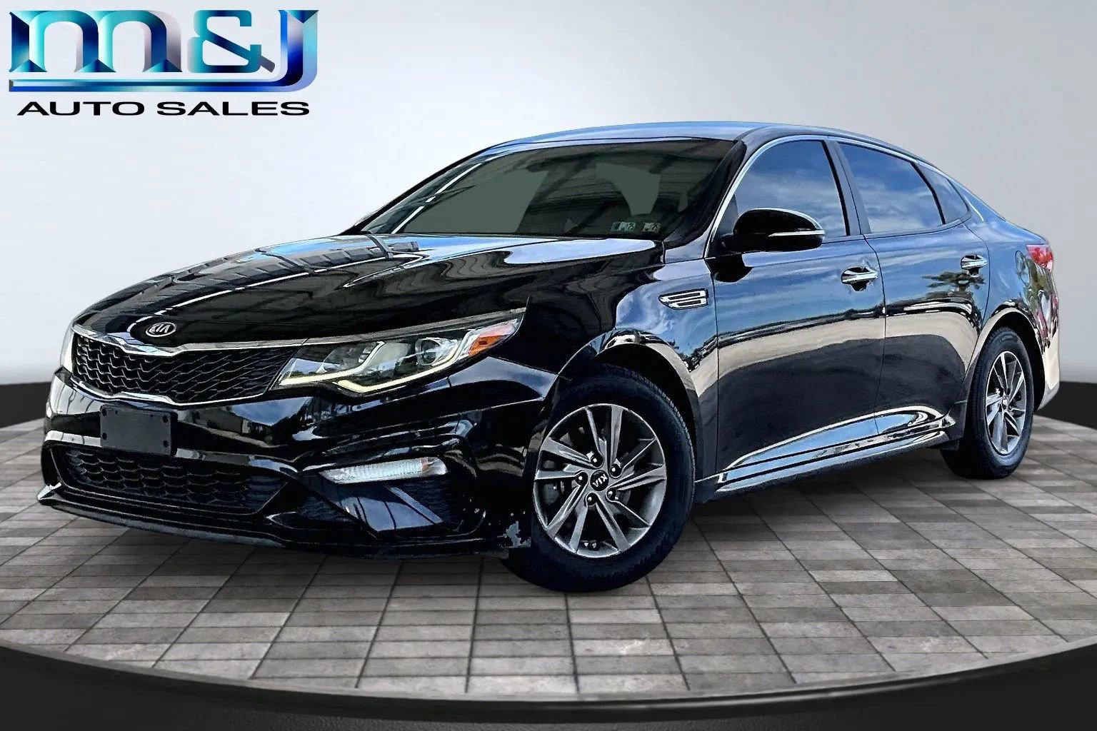 Used 2020 Kia Optima LX FWD image 1