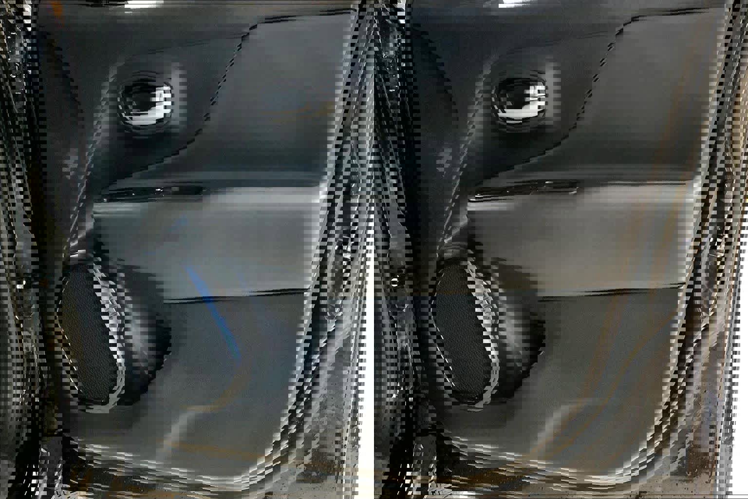 Used 2020 Jeep Renegade Altitude image 24