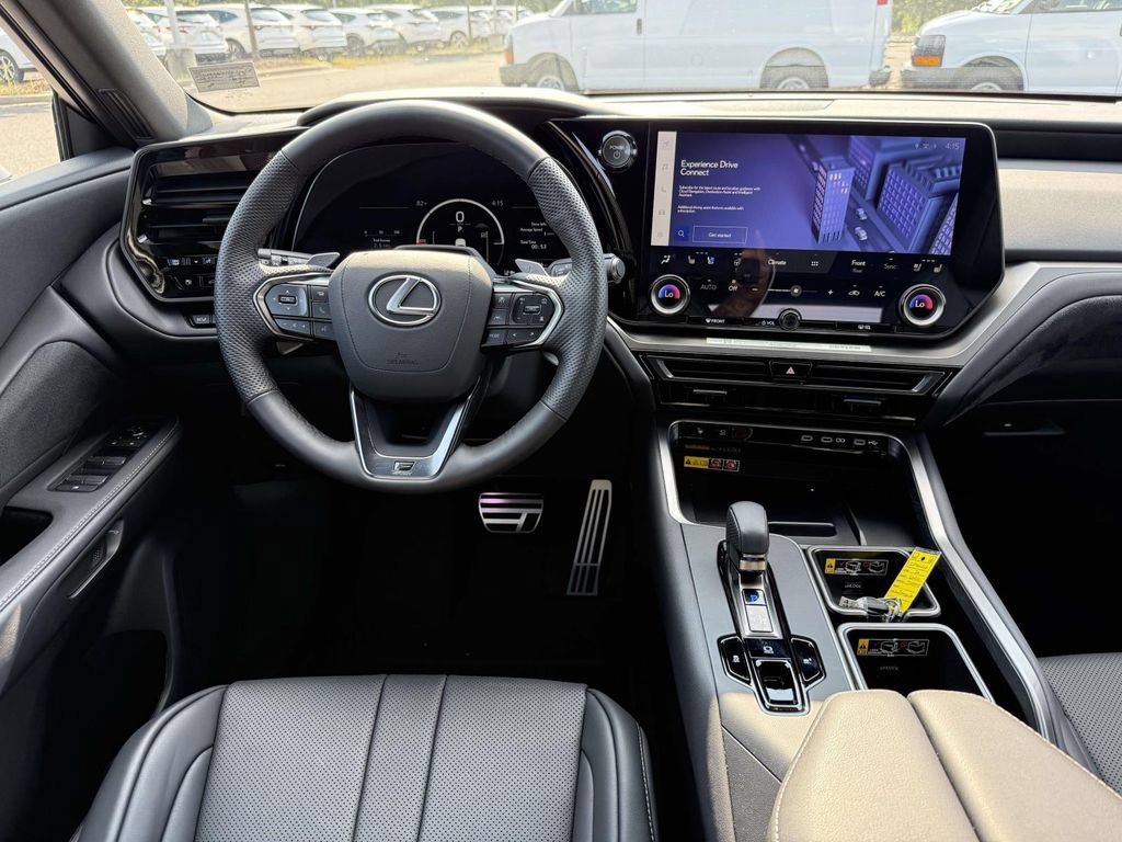 Used 2026 Lexus TX 500h AWD w/ Technology Package image 8