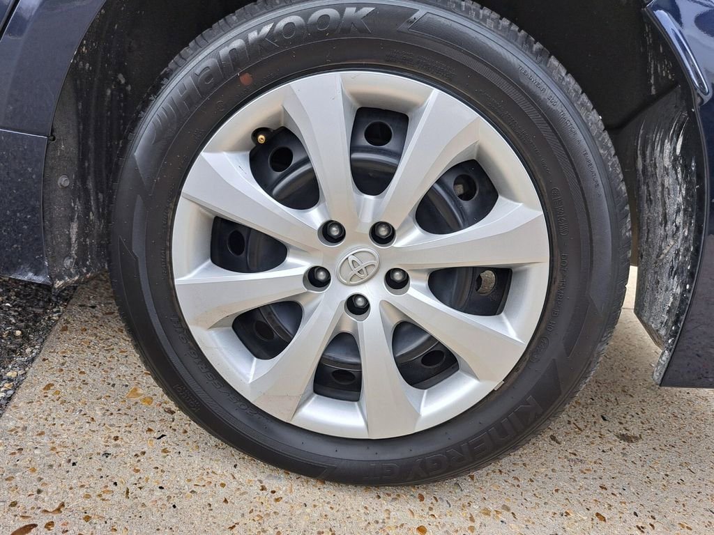 Used 2024 Toyota Corolla LE image 26