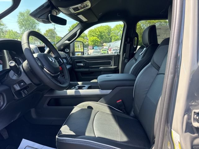 New 2026 RAM 2500 Laramie AWD/4WD image 14