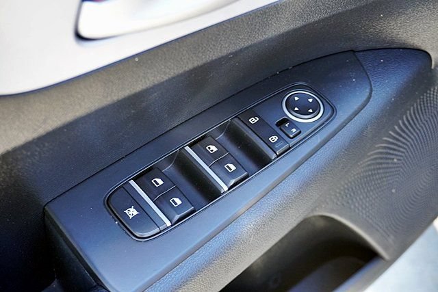 Used 2024 Kia Forte LXS FWD image 30