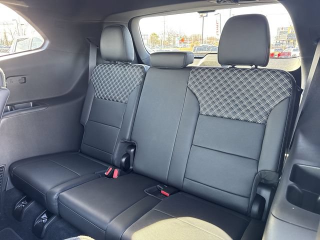 New 2026 GMC Acadia Denali w/ Super Cruise Package FWD image 12