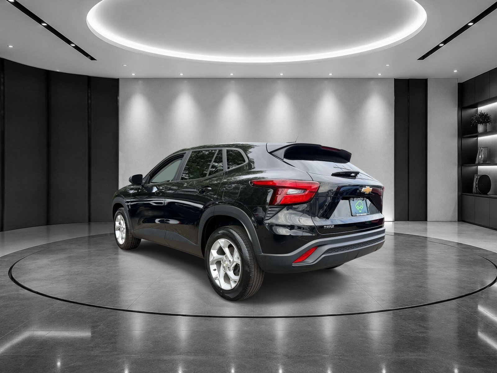 Used 2024 Chevrolet Trax LS w/ LS Convenience Package FWD image 7