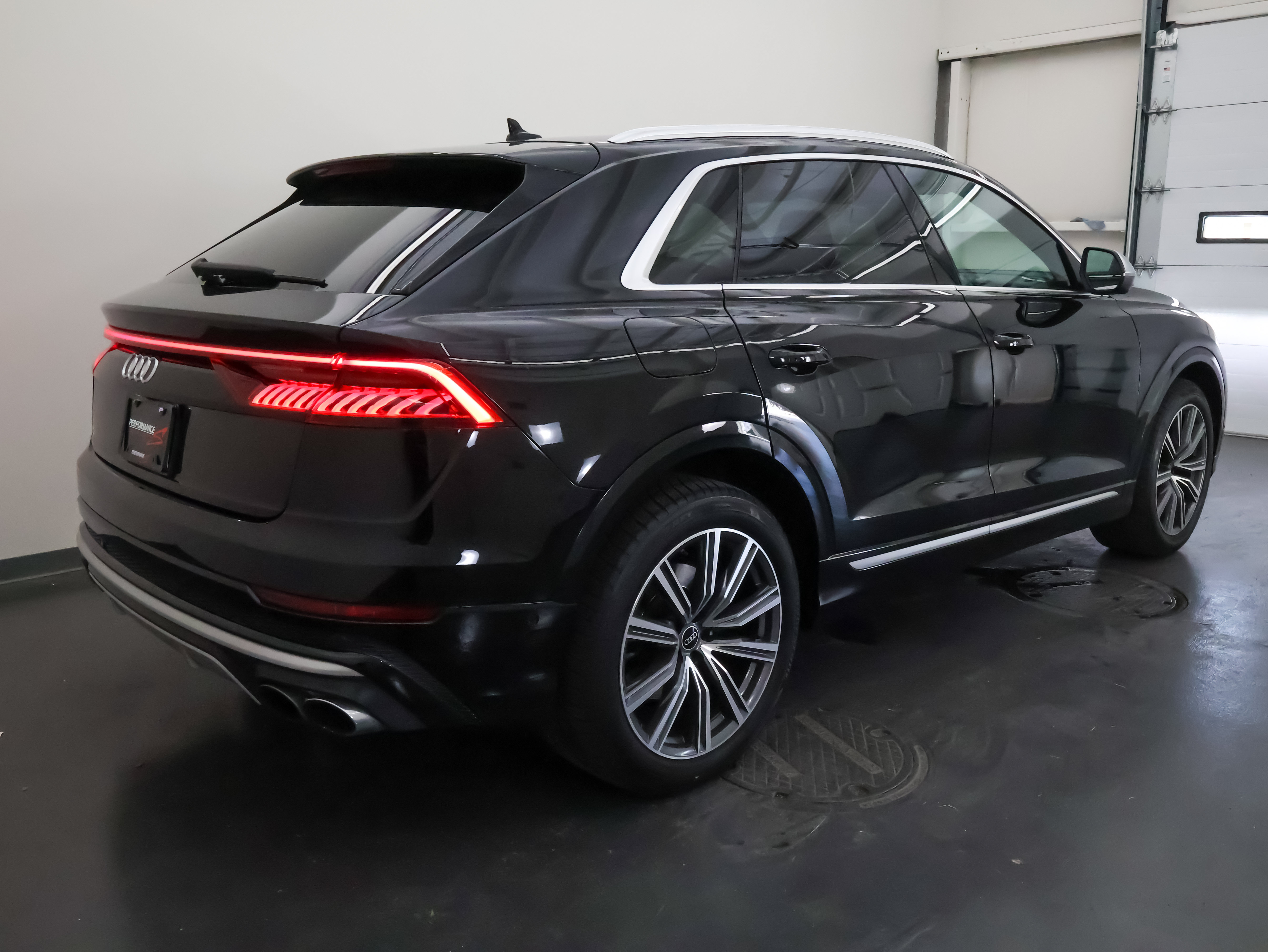 Used 2022 Audi SQ8 Premium Plus AWD/4WD image 3