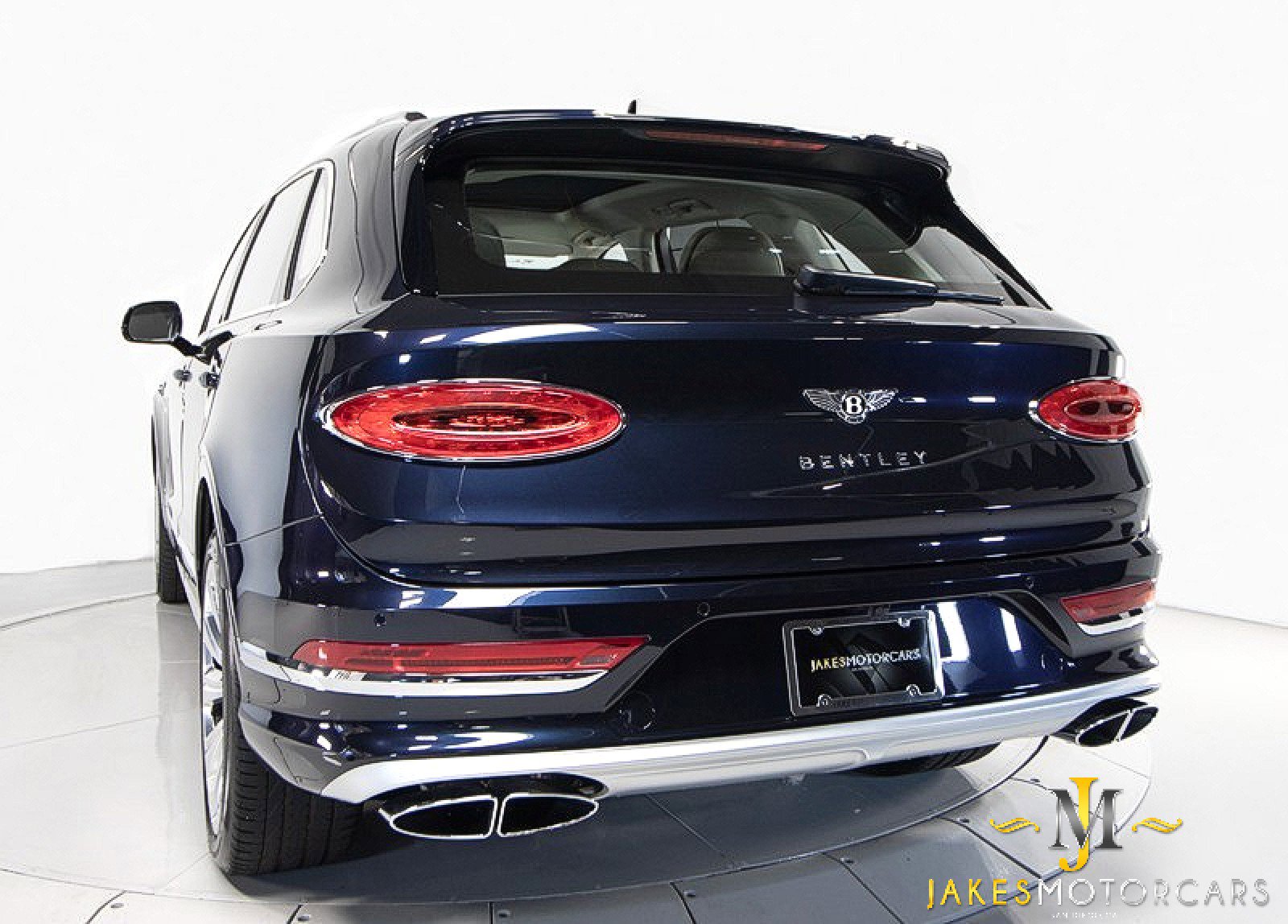 Used 2023 Bentley Bentayga Extended Wheelbase image 80