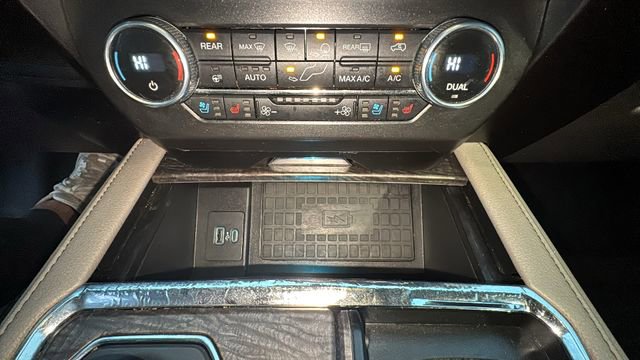 Used 2021 Ford Expedition Max Limited AWD/4WD image 22