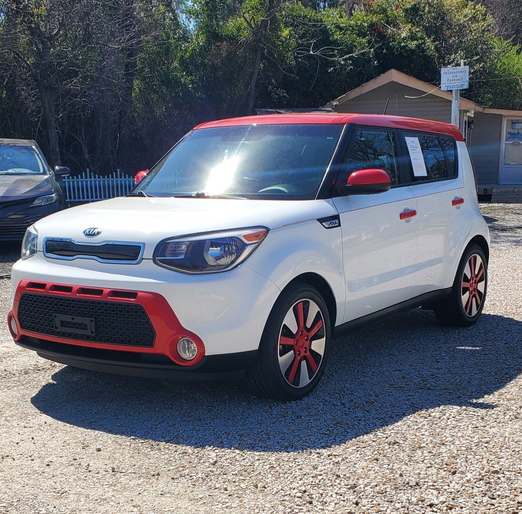 Used 2016 Kia Soul + w/ Designer's Package image 1