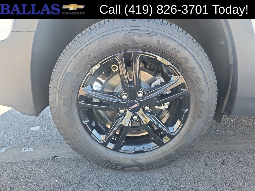 Certified 2024 GMC Terrain AT4 w/ GMC Pro Grade Package AWD/4WD image 30