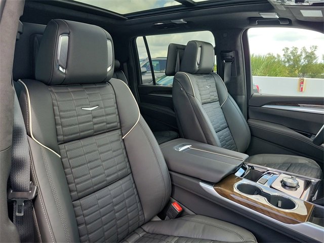 New 2026 Cadillac Escalade ESV Platinum Sport image 17