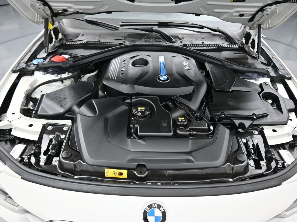 Used 2018 BMW 330e image 47