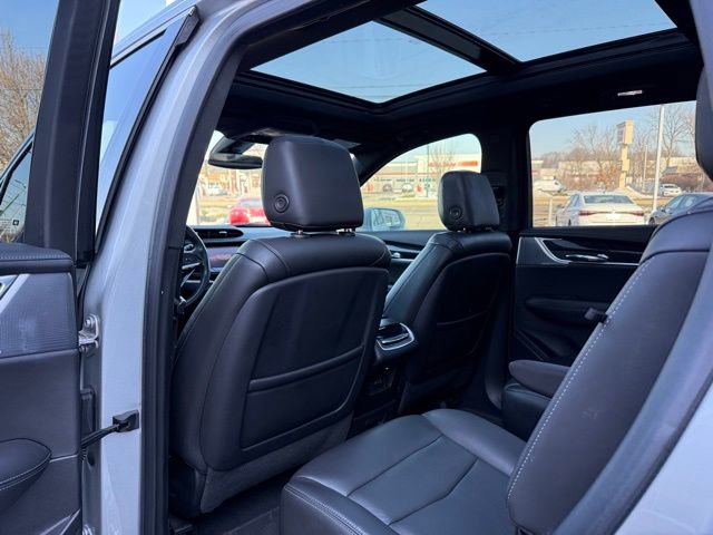 Used 2020 Cadillac XT6 Premium Luxury image 15