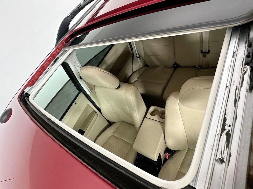 Used 2010 Ford Escape Limited image 21