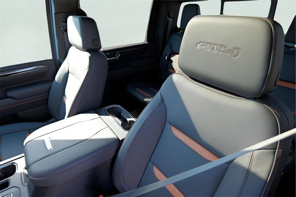 New 2026 GMC Sierra 2500 AT4 w/ AT4 Premium Plus Package image 10