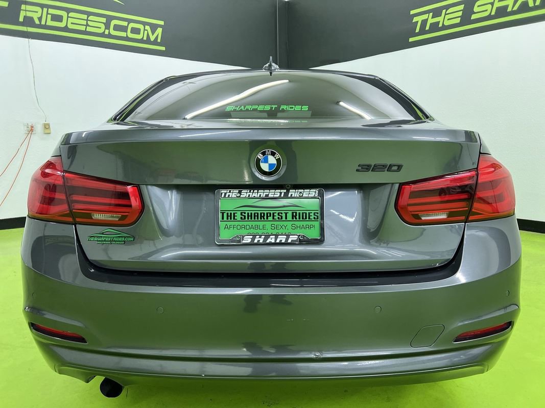 Used 2017 BMW 320i Sedan RWD image 8