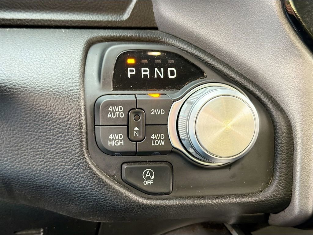 Used 2025 RAM 1500 Laramie image 11