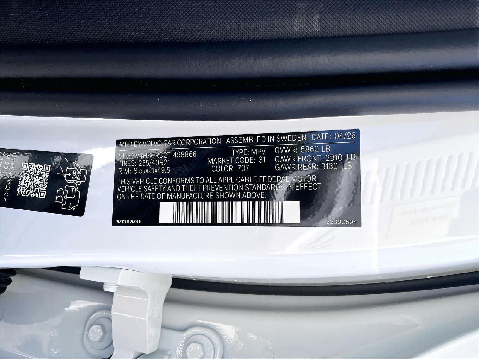 New 2026 Volvo XC60 T8 Ultra w/ Protection Package Premier AWD/4WD image 35