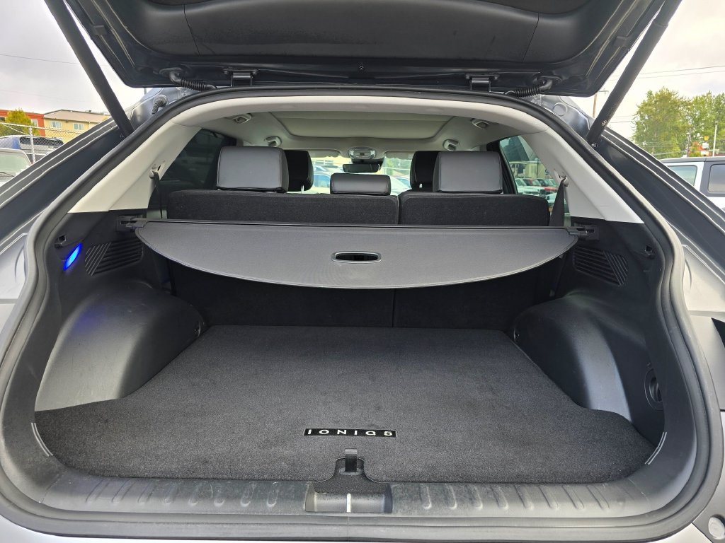 Used 2023 Hyundai Ioniq 5 Limited w/ Cargo Package RWD image 14