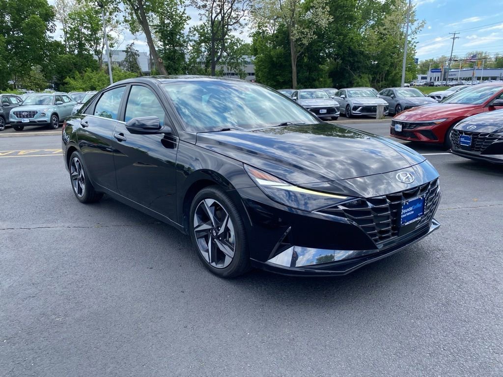 Certified 2023 Hyundai Elantra Limited FWD image 1