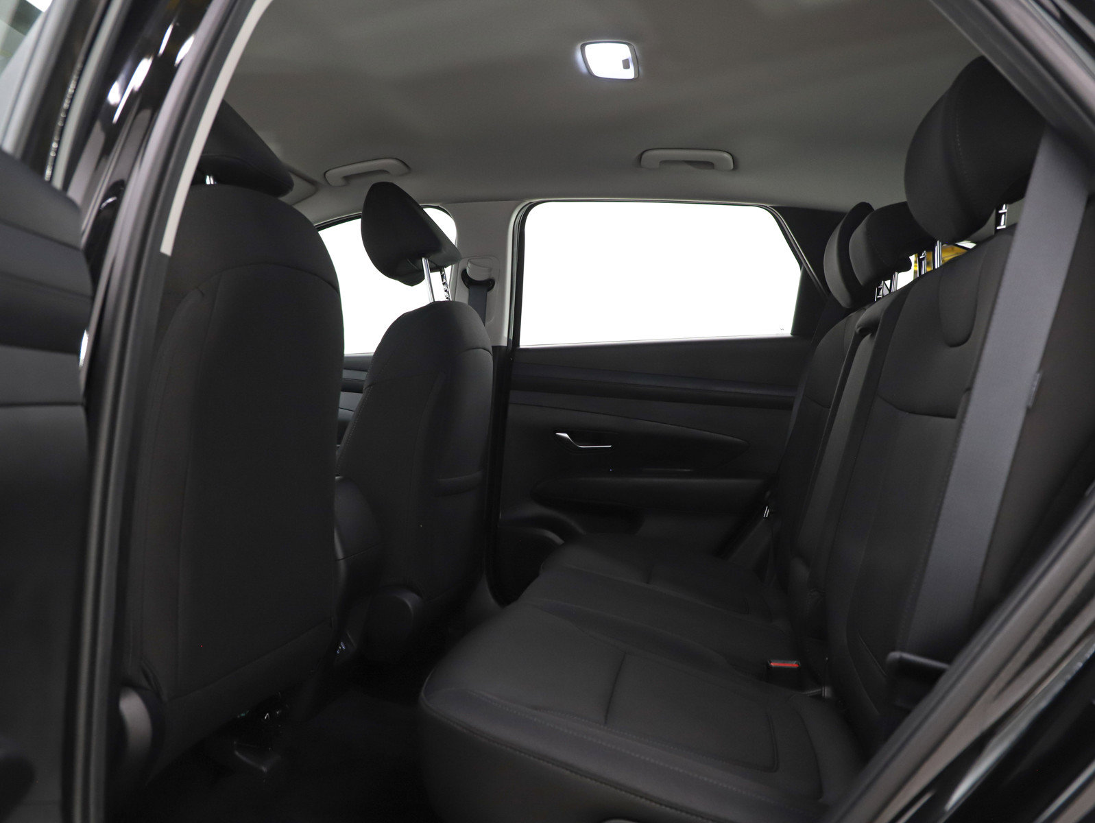 Certified 2026 Hyundai Tucson SE FWD image 19