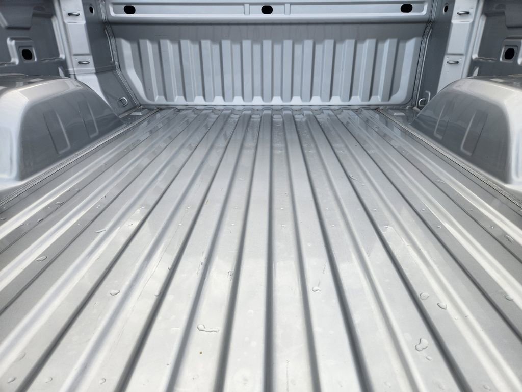 Used 2022 Chevrolet Silverado 1500 LT image 30