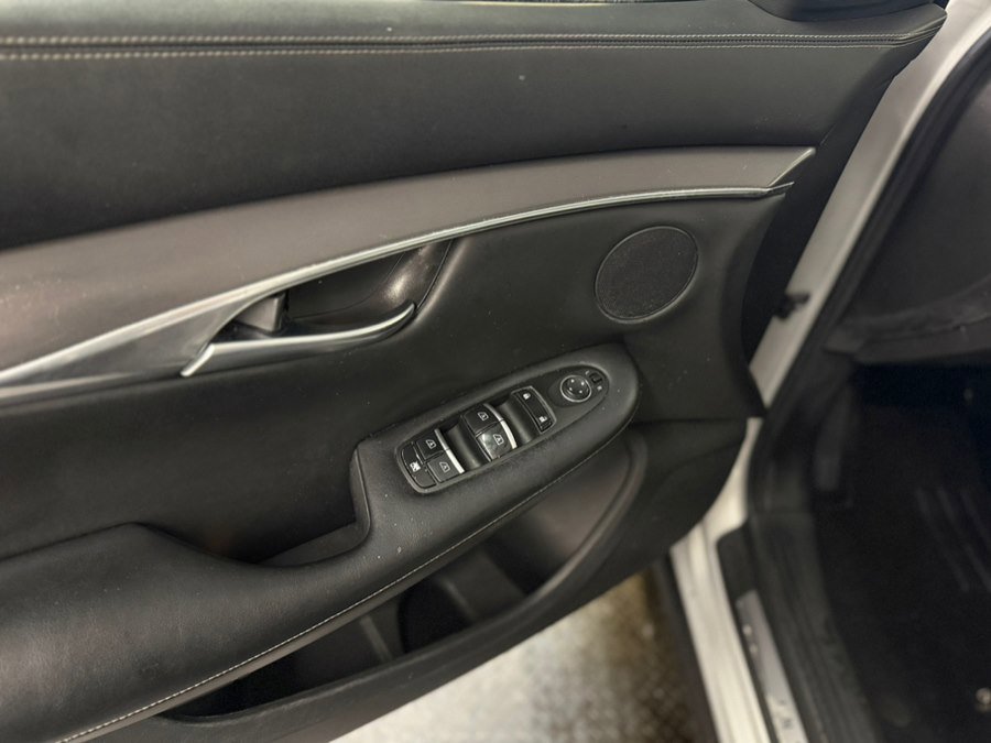 Used 2021 INFINITI QX50 Pure AWD/4WD image 29