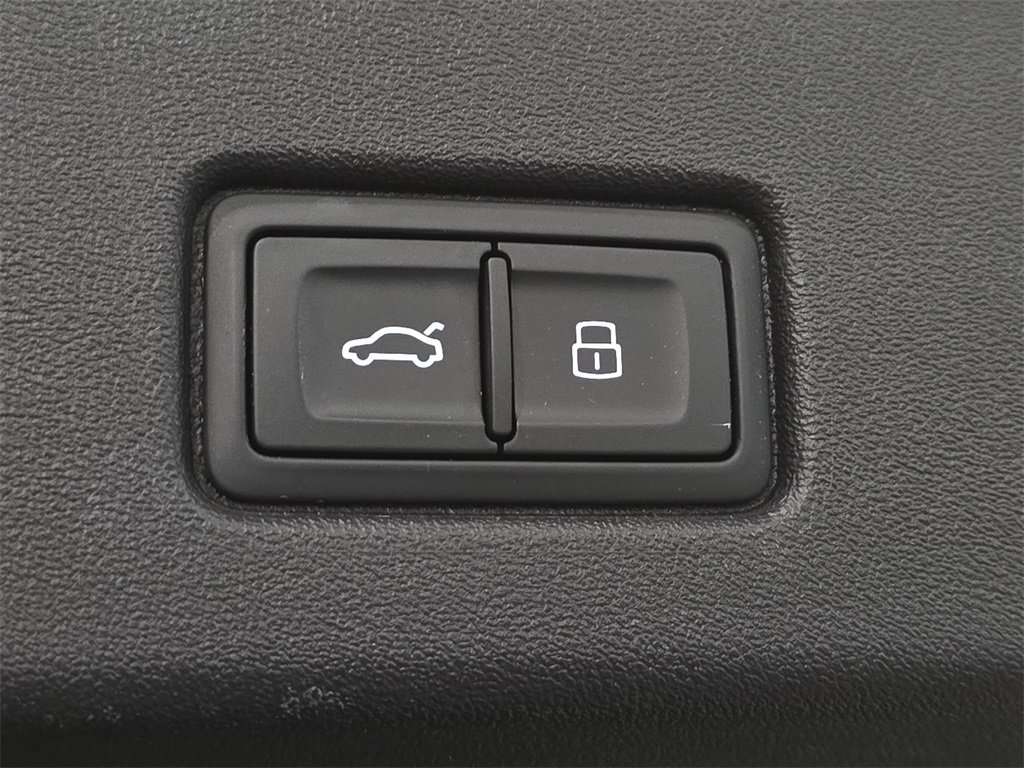 Certified 2023 Audi Q4 e-tron Premium Plus w/ Premium Plus image 30