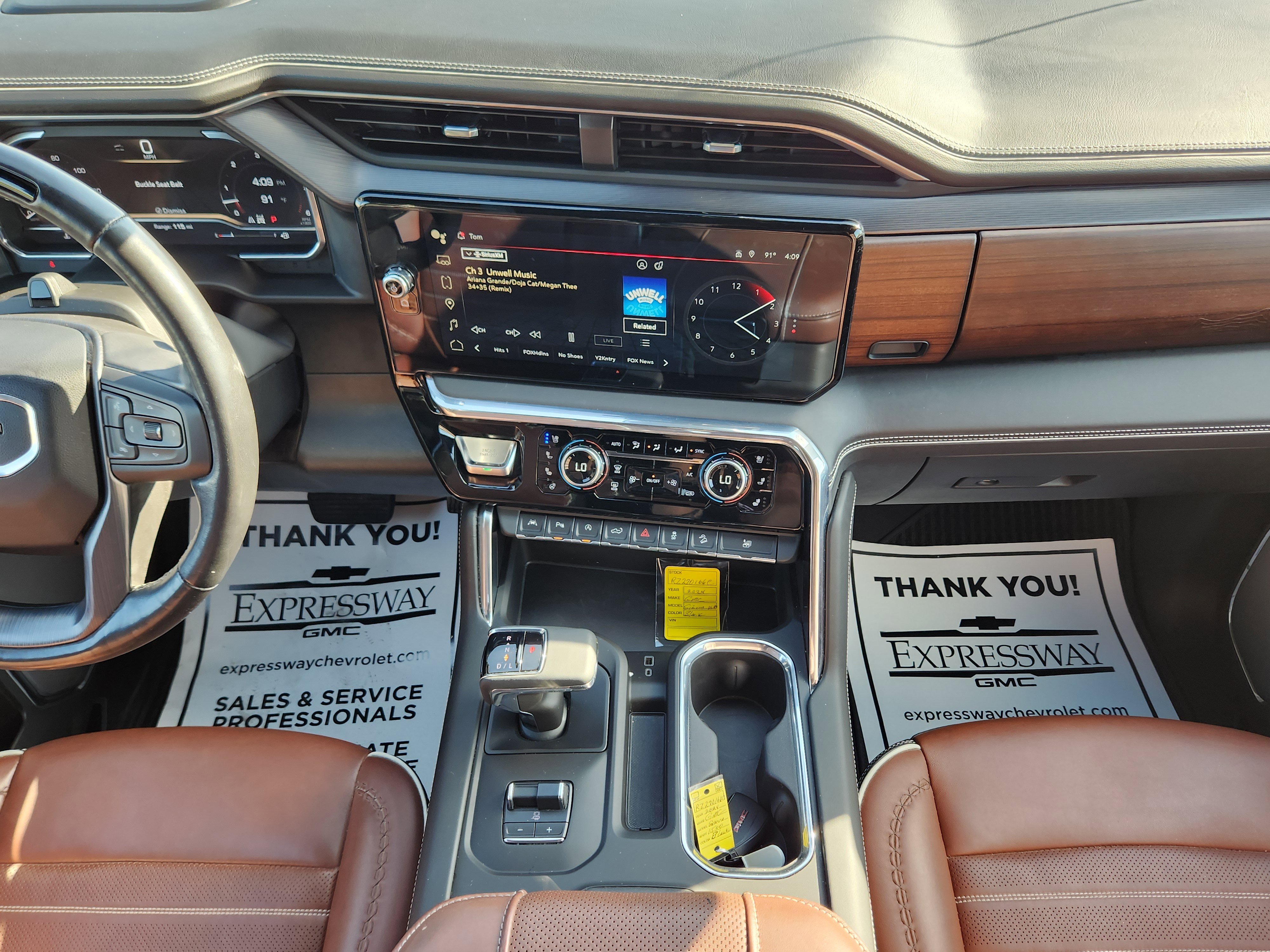 Used 2024 GMC Sierra 1500 Denali Ultimate image 17