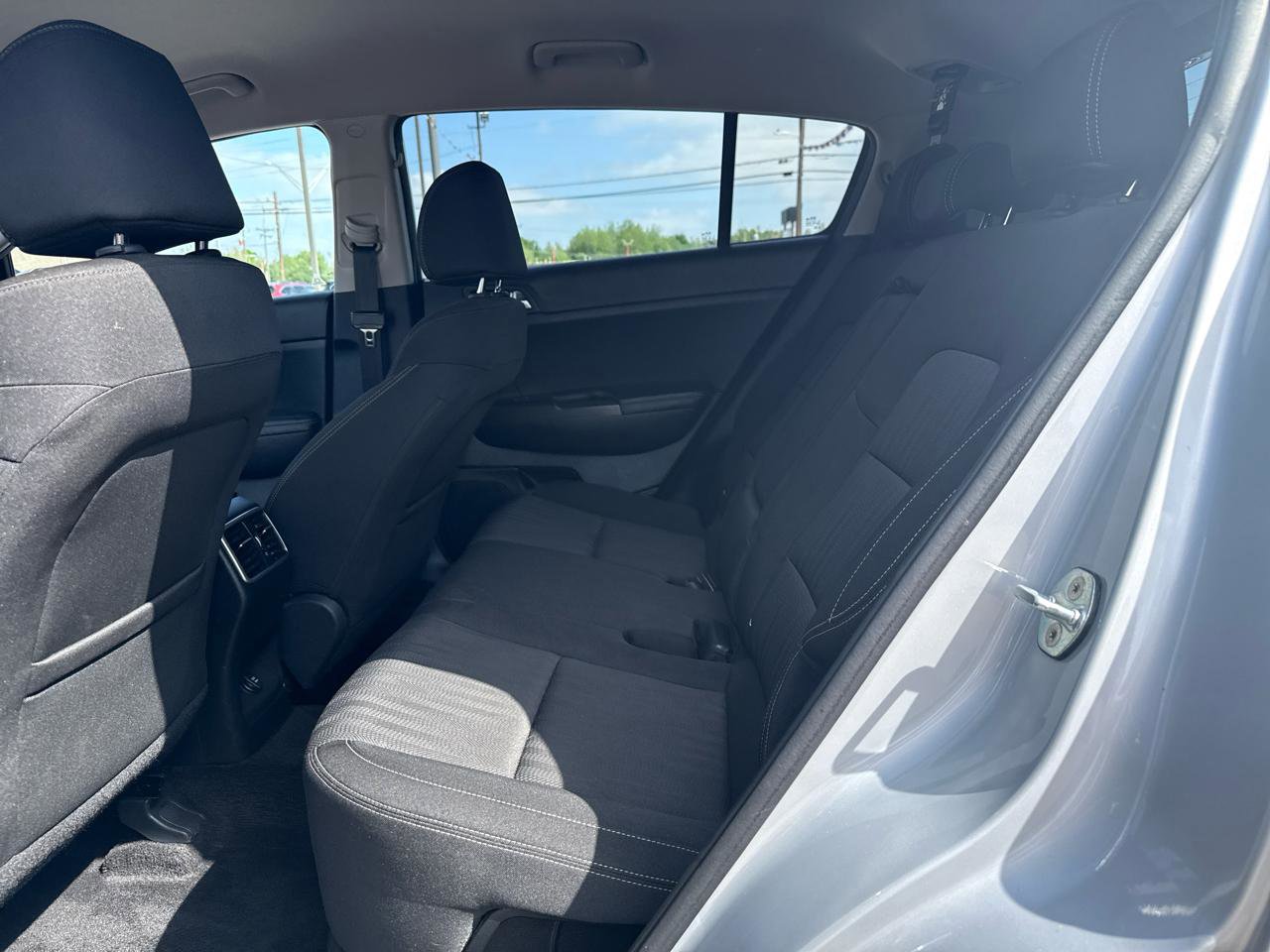 Used 2019 Kia Sportage LX AWD/4WD image 13