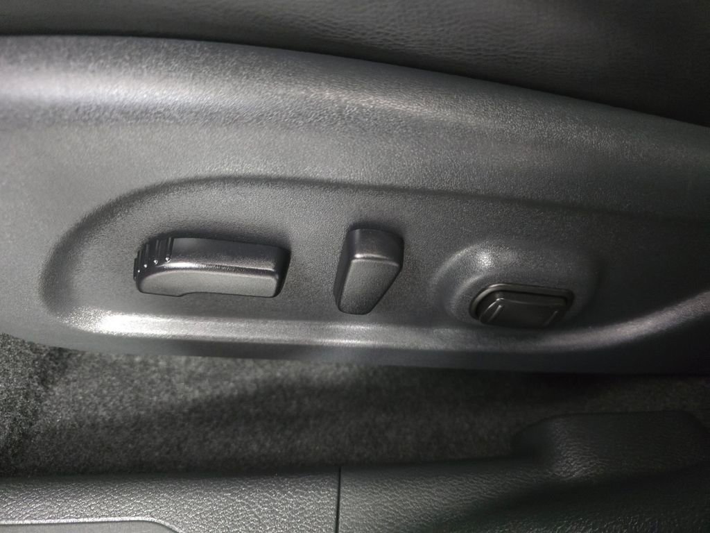 Used 2024 Nissan Murano SL image 28