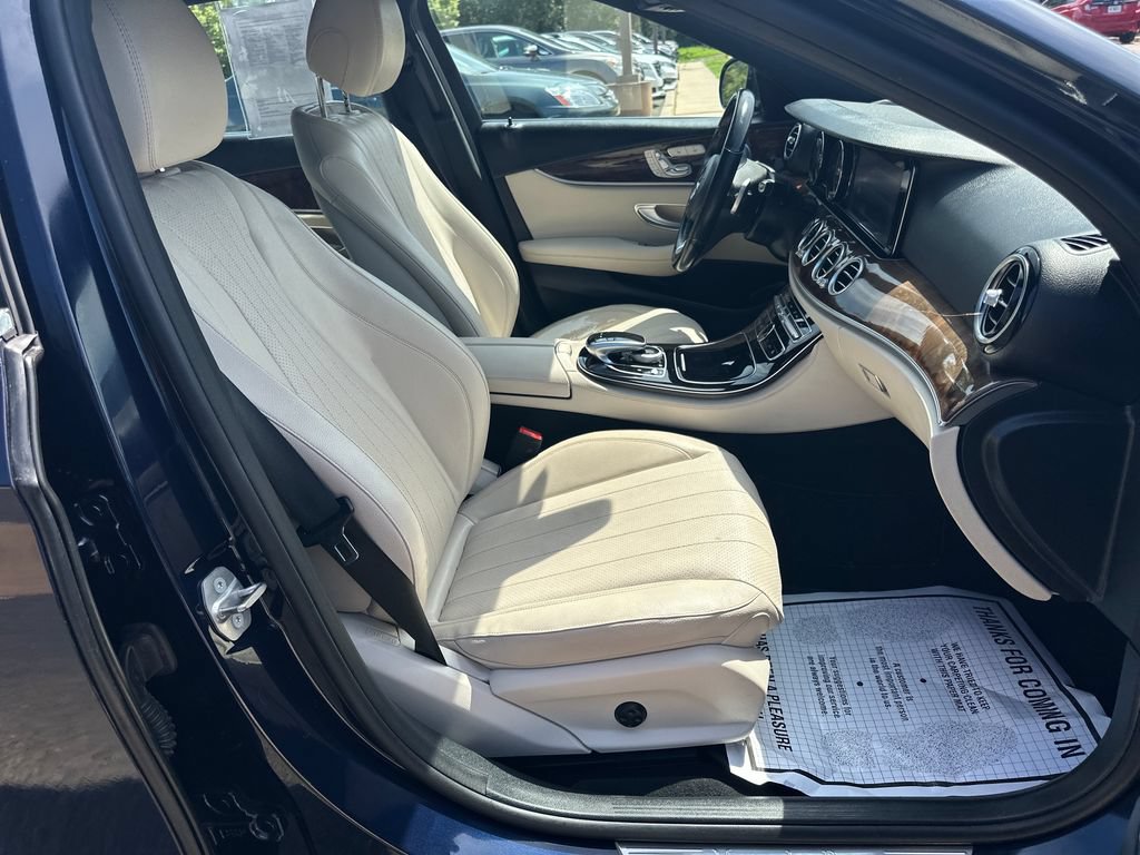 Used 2017 Mercedes-Benz E 300 4MATIC image 22