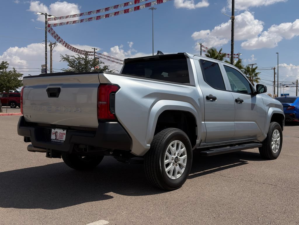 Used 2025 Toyota Tacoma SR AWD/4WD image 5