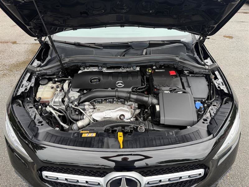 Used 2022 Mercedes-Benz GLA 250 4MATIC w/ Premium Package Lite image 19