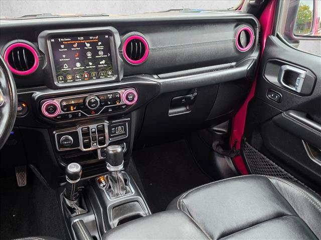 Used 2022 Jeep Wrangler Unlimited Sahara w/ LED Lighting Group AWD/4WD image 19