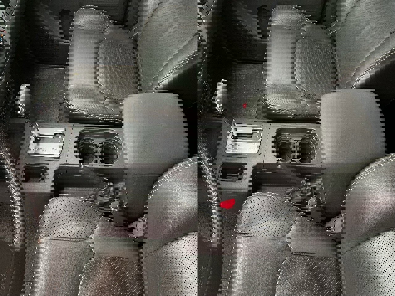 Used 2016 Nissan Frontier PRO-4X w/ Pro-4x Luxury Package image 39