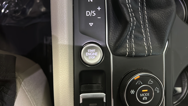 Used 2021 Volkswagen Atlas SE AWD/4WD image 22